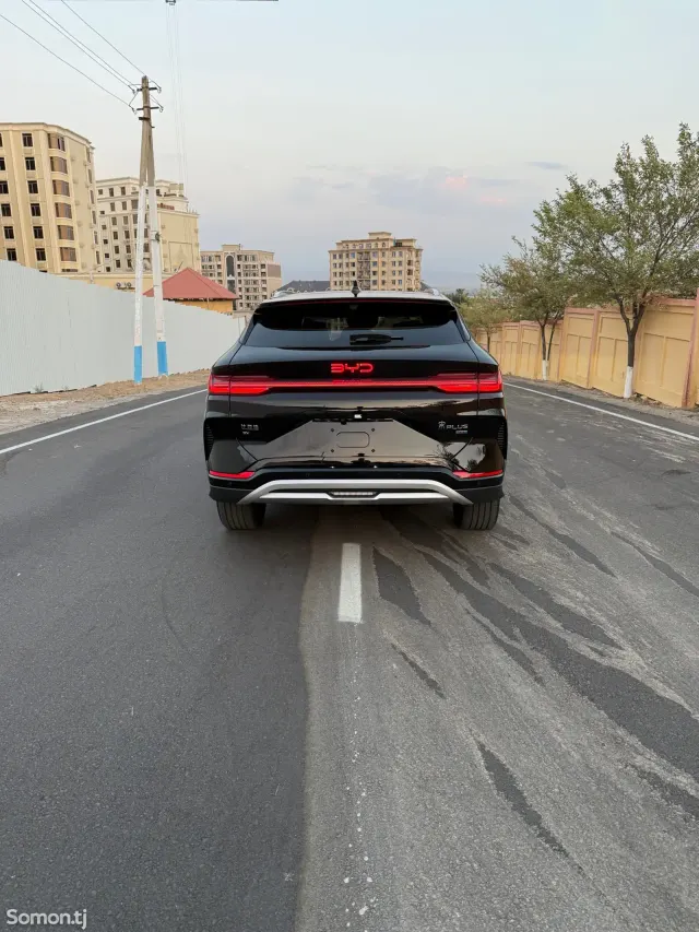 BYD Song Plus 2025 · AT