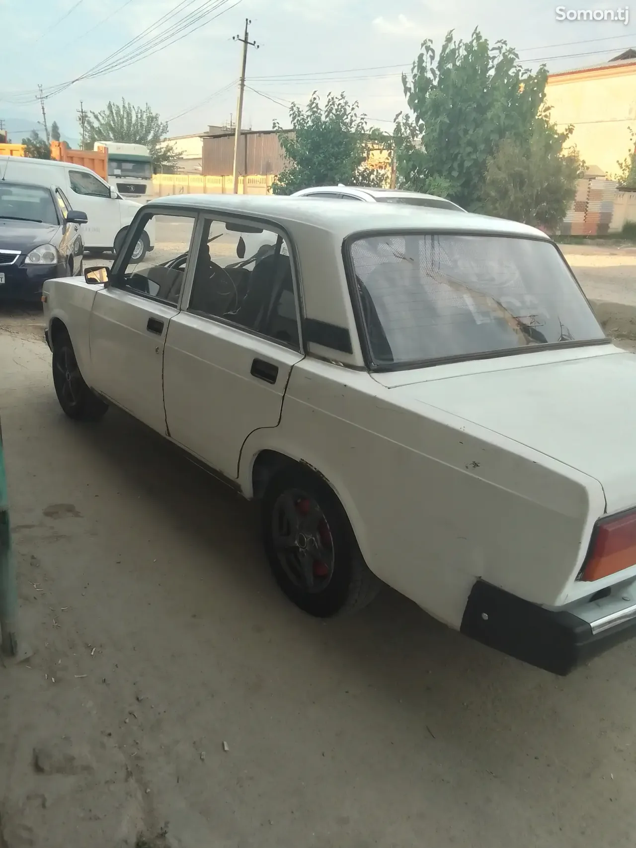 Lada (ВАЗ) 2107 2005 · 0.6 MT