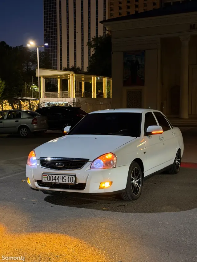 Lada (ВАЗ) Priora 2014 · 1.7 MT