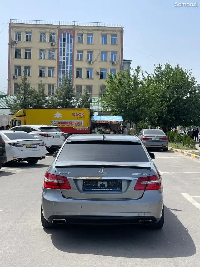 Mercedes-Benz E class 2010 · 3.5 AT