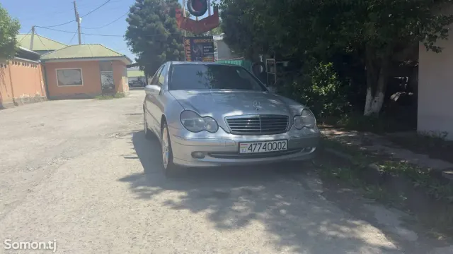 Mercedes-Benz C class 2001 · 2.0 MT