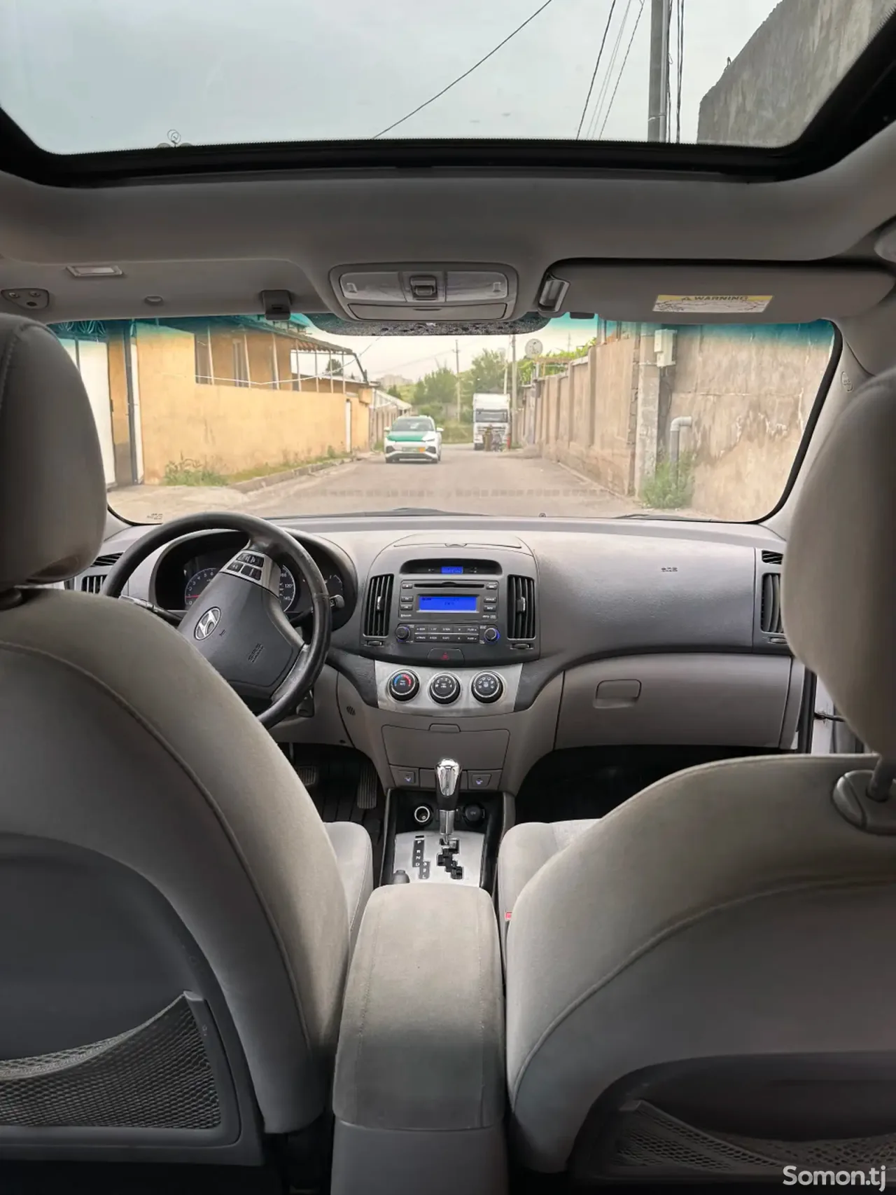 Hyundai Avante 2009 · 1.6 AT