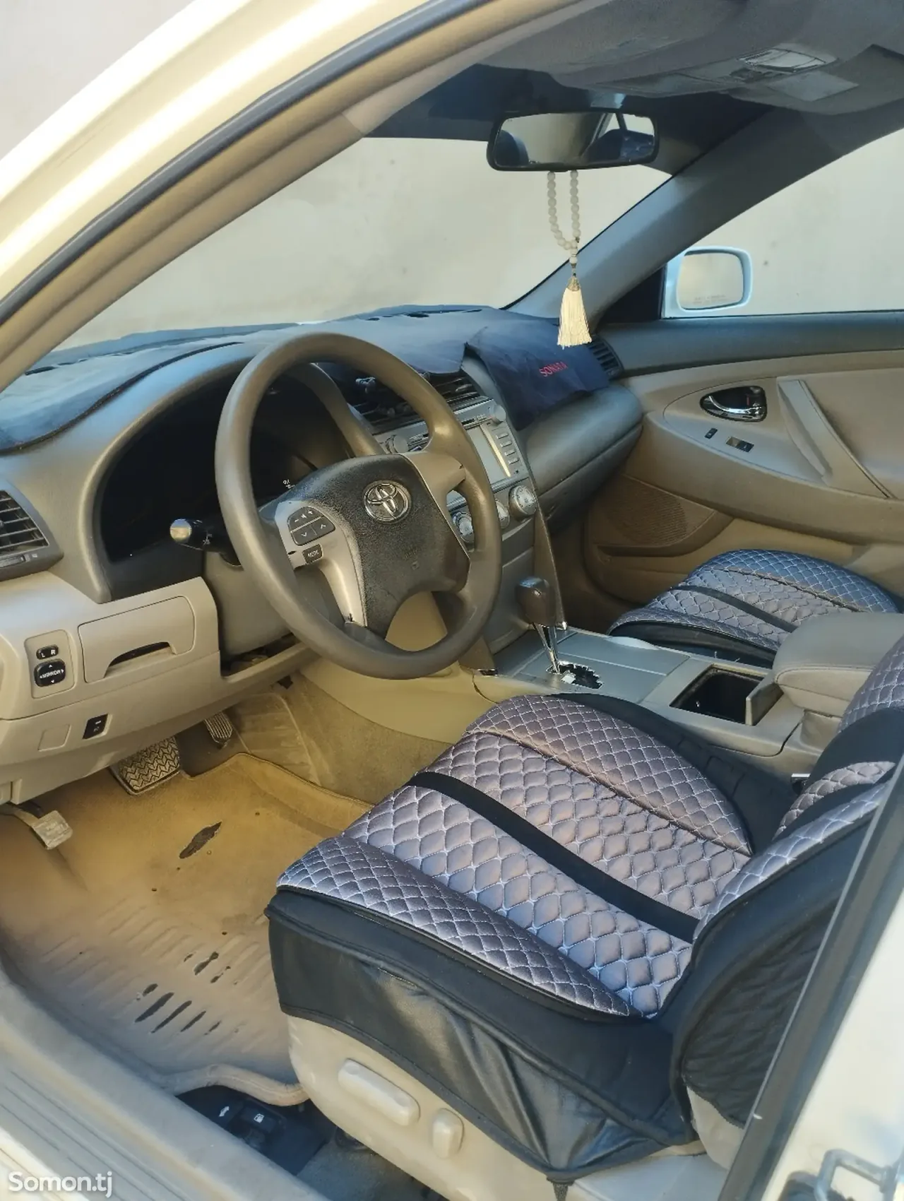 Toyota Camry 2011 · 2.5 AT