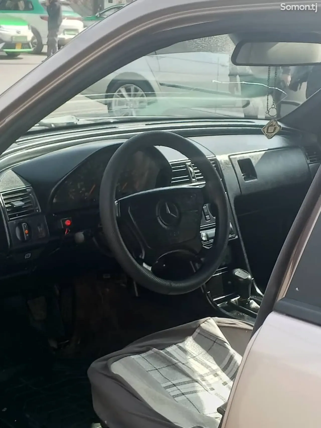 Mercedes-Benz C class 1996 · 2.0 MT