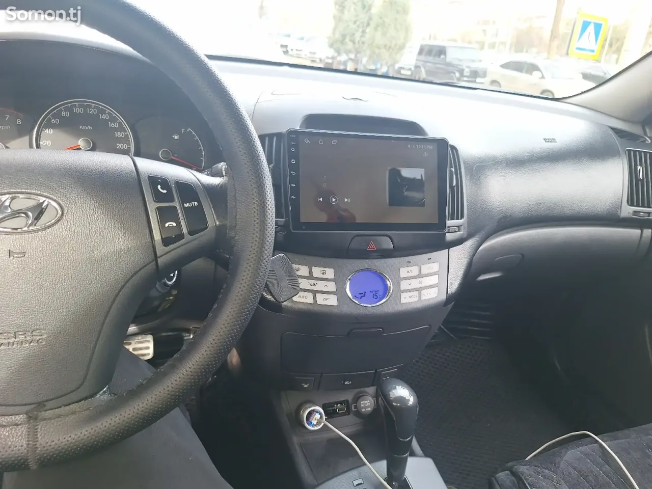 Hyundai Avante 2009 · 1.6 AT