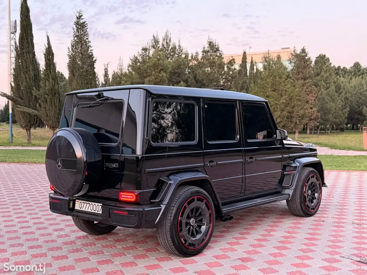 Mercedes-Benz G class 2009 · 5.5 AT