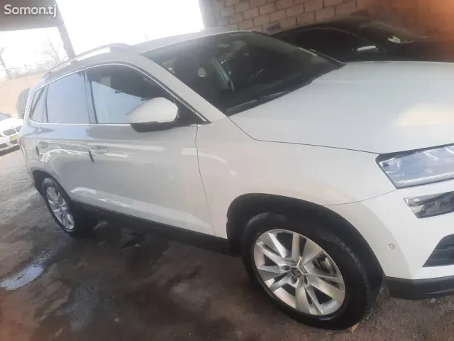 Skoda Karoq 2021 · 2.0 AT