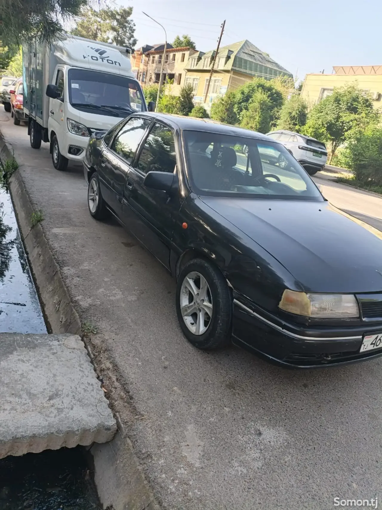 Opel Vectra A 1993 · 1.8 MT
