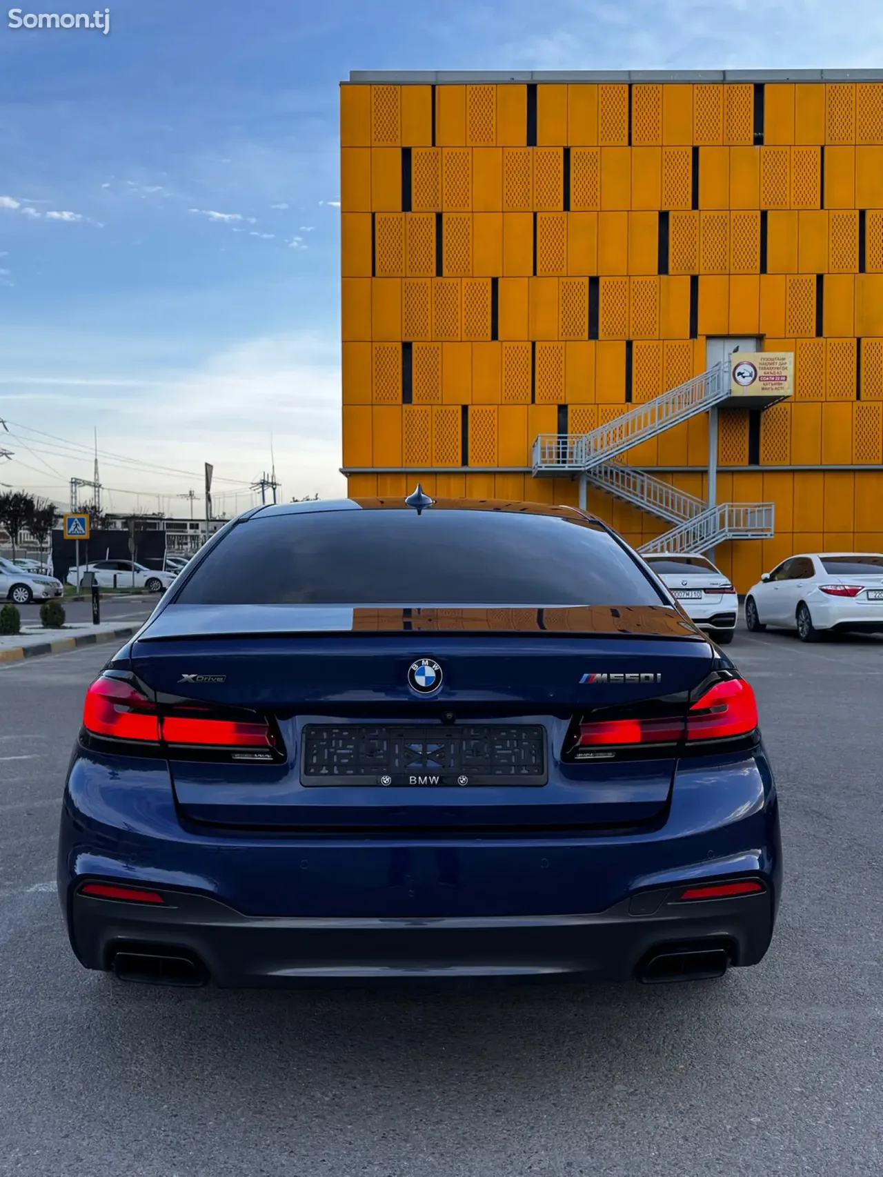 BMW 5 series 2020 · 4.4 CVT