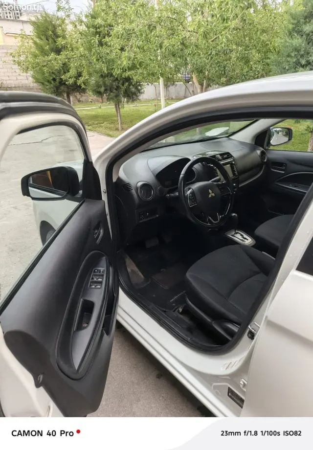 Mitsubishi Mirage 2017 · 1.4 AT