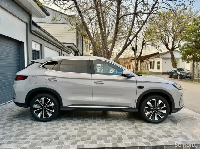 BYD Song Plus 2025 · AMT