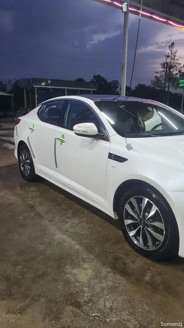 Kia K5 2014 · 2.0 AT