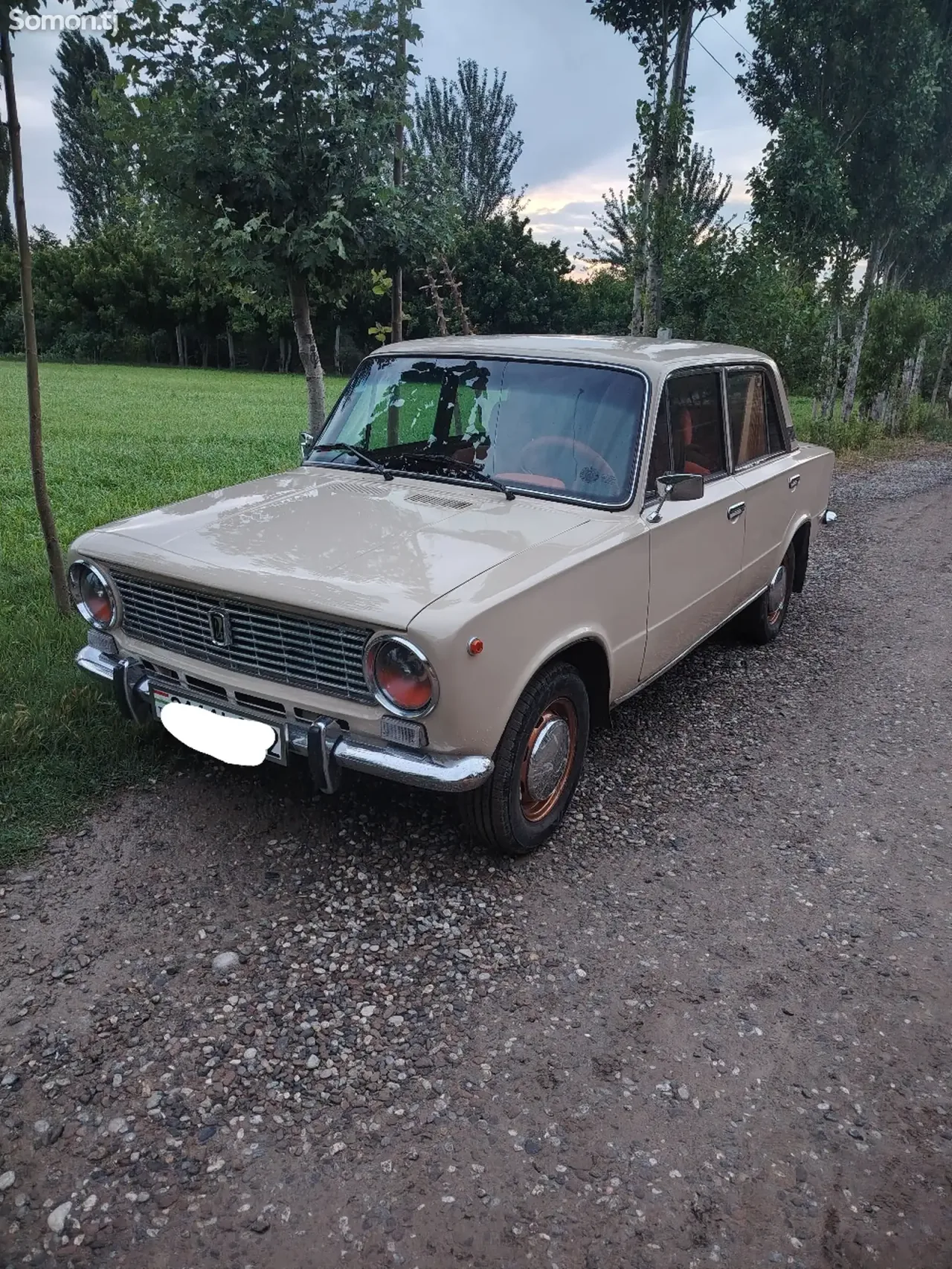 Lada (ВАЗ) 2101 1985 · 0.7 MT