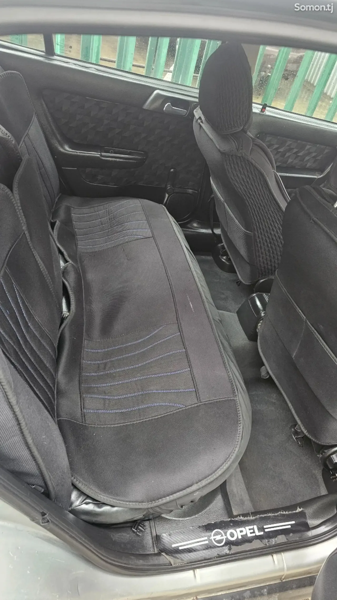 Opel Astra G 2000 · 1.6 MT