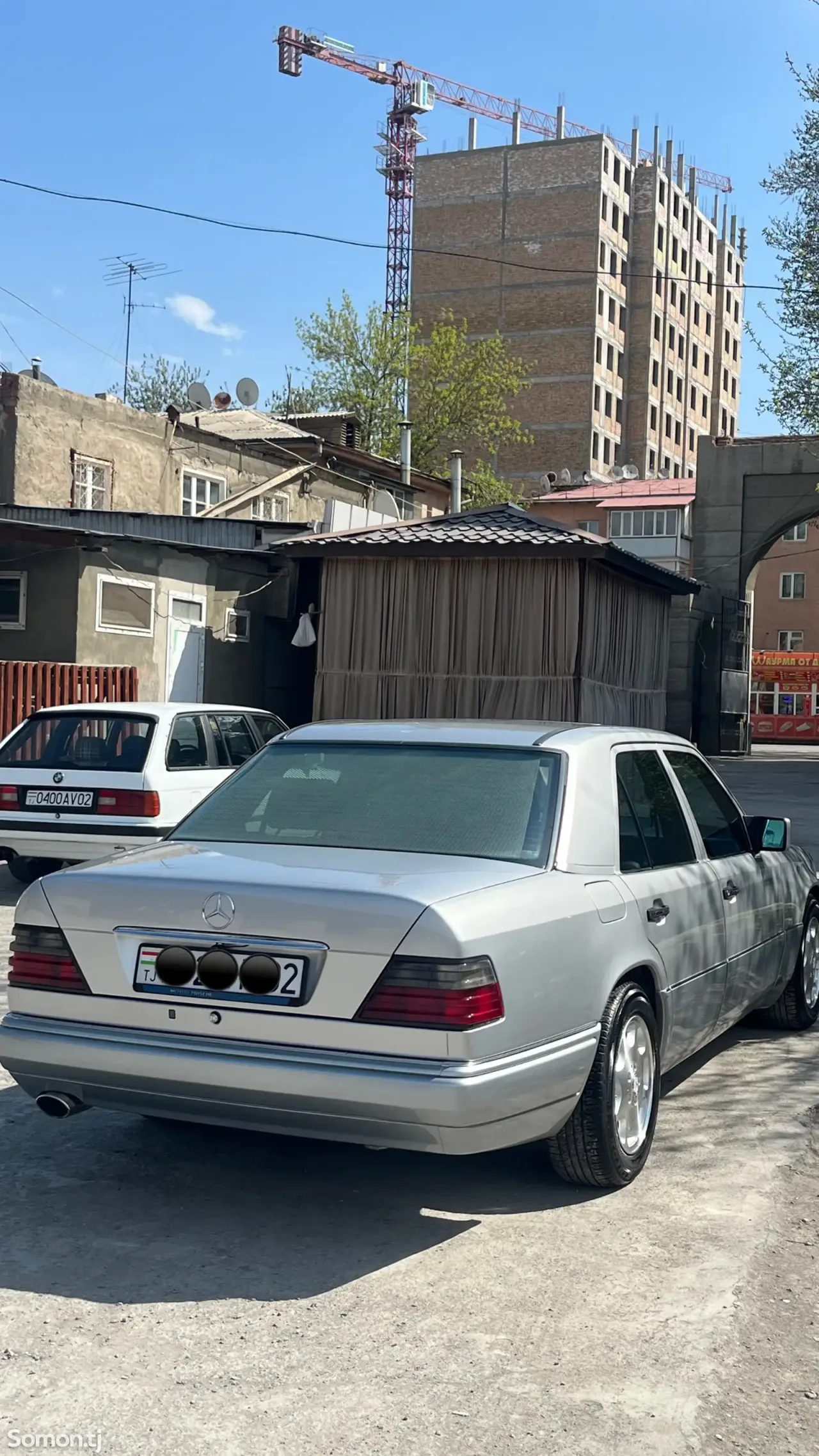 Mercedes-Benz W124 1994 · 2.3 AT