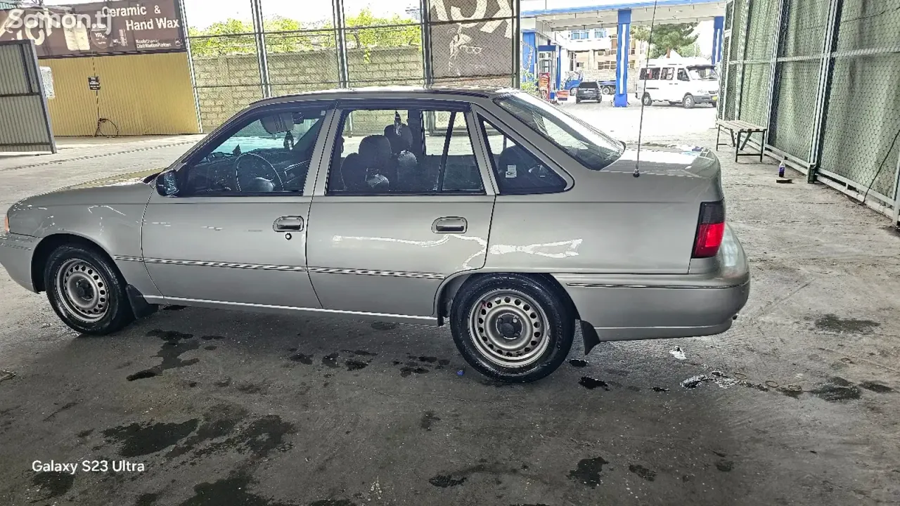 Daewoo Nexia 1996 · 1.6 MT