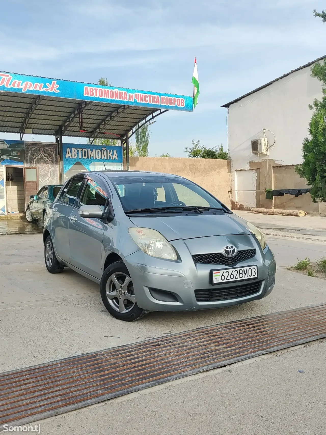 Toyota Vitz 2007 · 1.3 AT