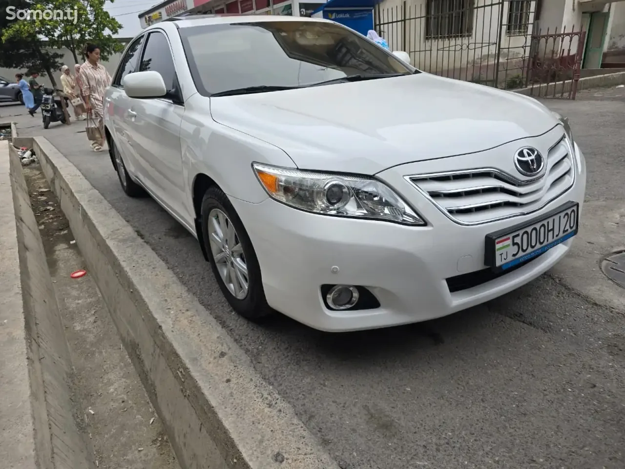 Toyota Camry 2011 · 2.5 AT