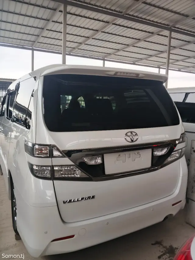 Toyota Vellfire 2010 · 2.4 AT