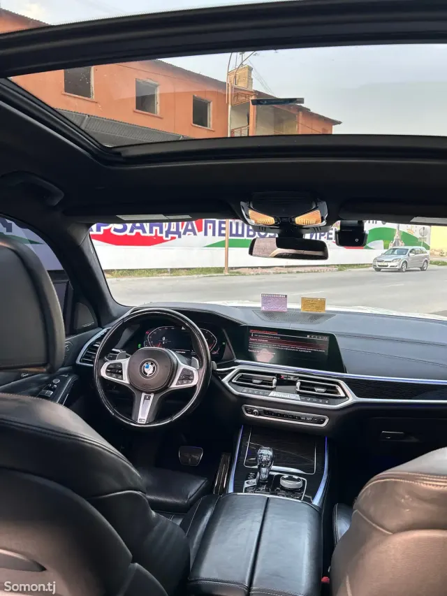 BMW X7 2022 · 3.0 AT