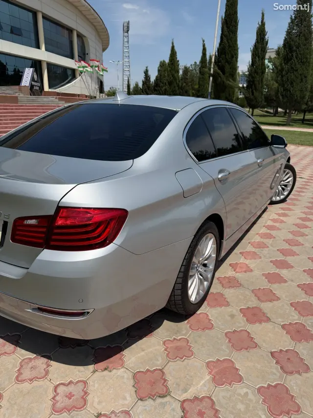 BMW 5 series 2015 · 2.0 AT