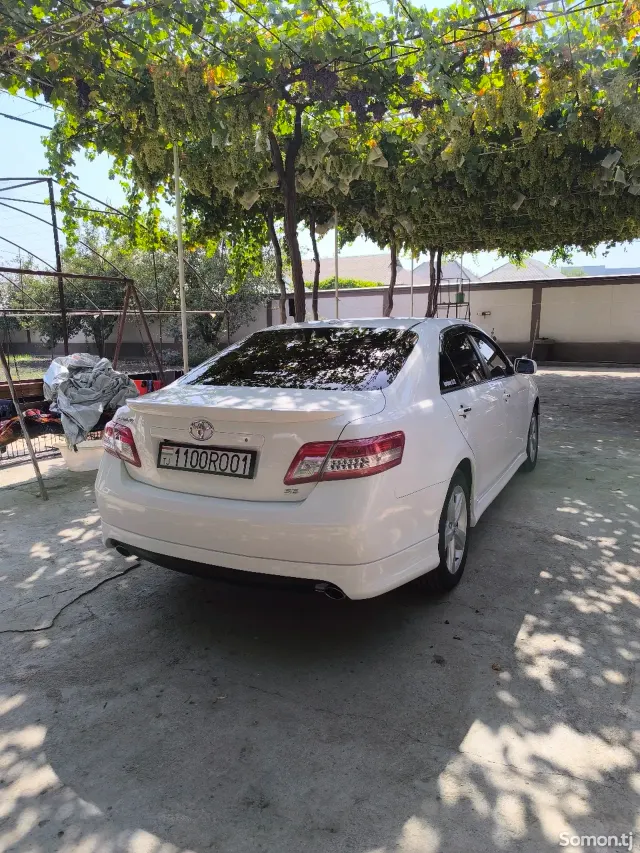 Toyota Camry 2010 · 2.5 AT