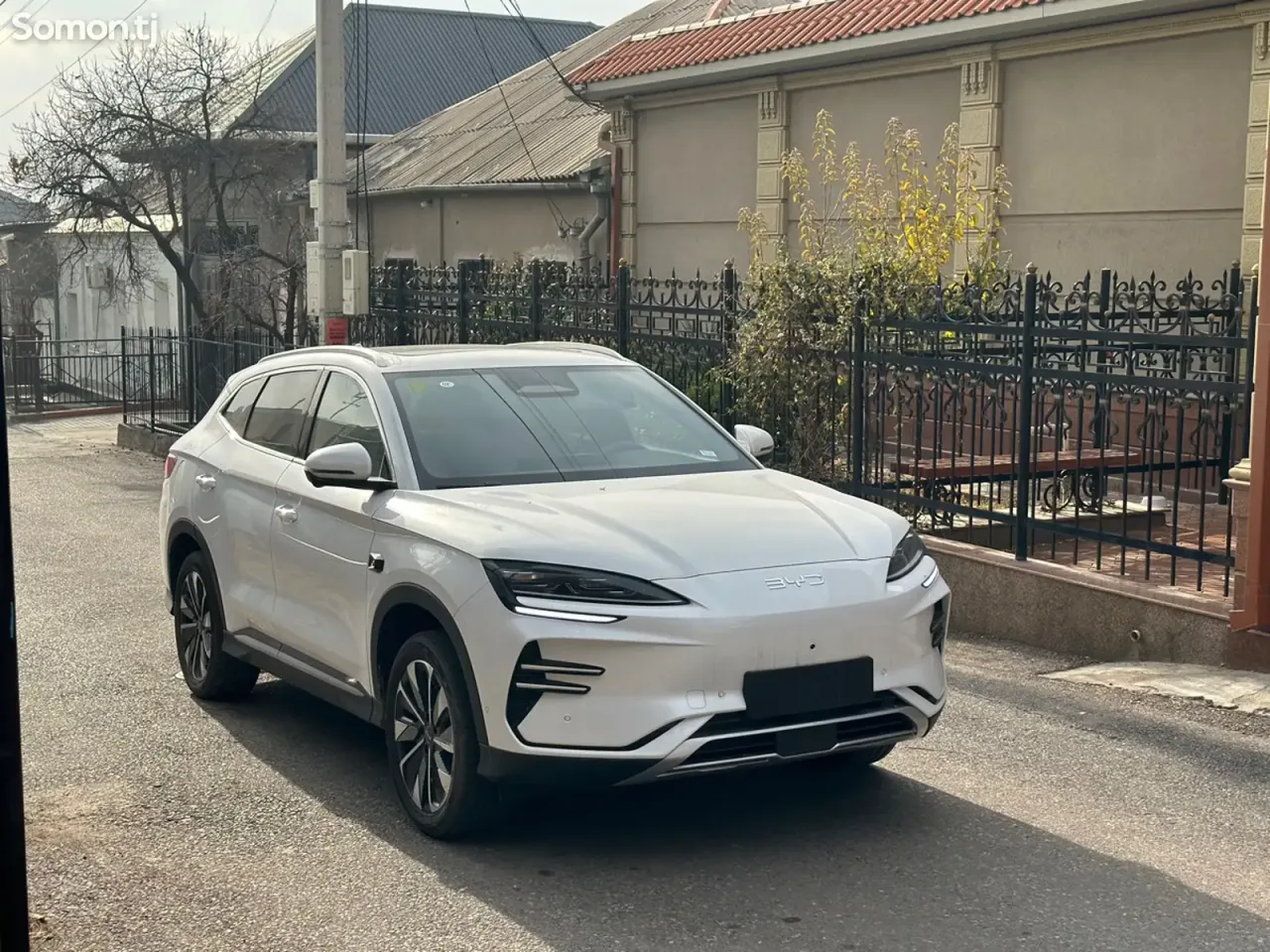 BYD Song Plus 2025 · AMT