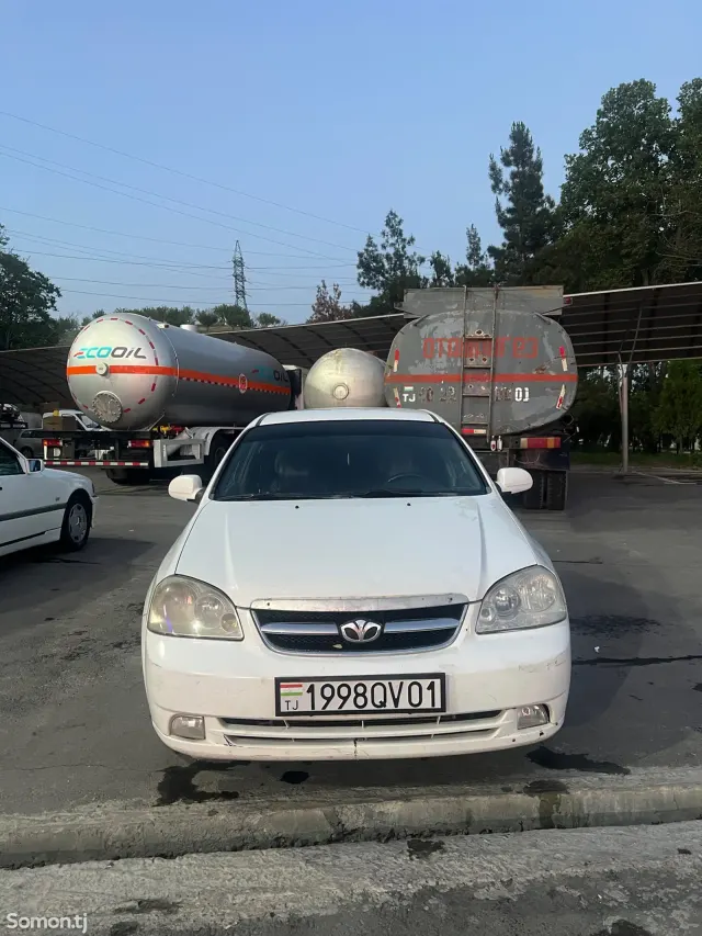 Daewoo Lacetti 2007 · 1.6 MT
