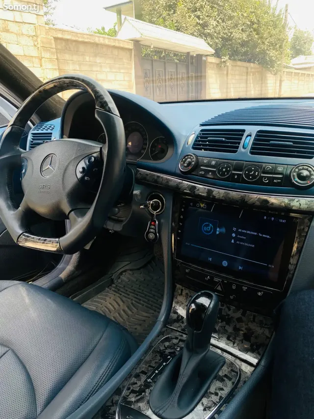 Mercedes-Benz E class 2004 · 2.3 AT