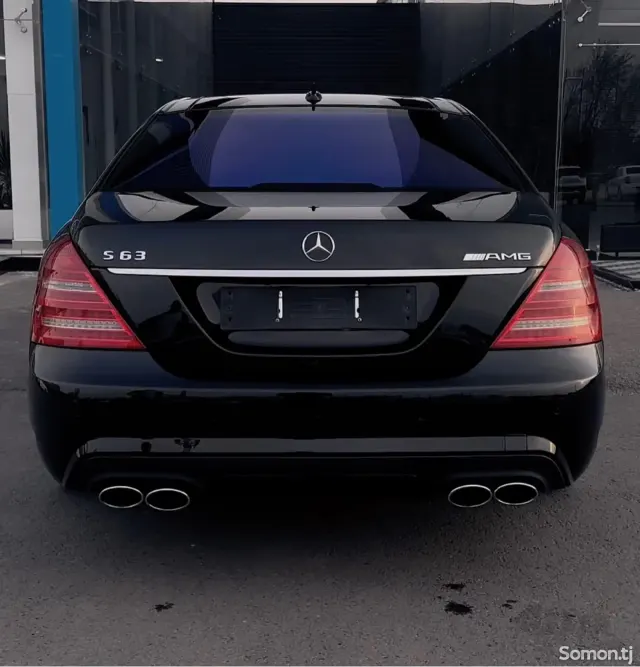 Mercedes-Benz S class 2012 · 6.3 AT