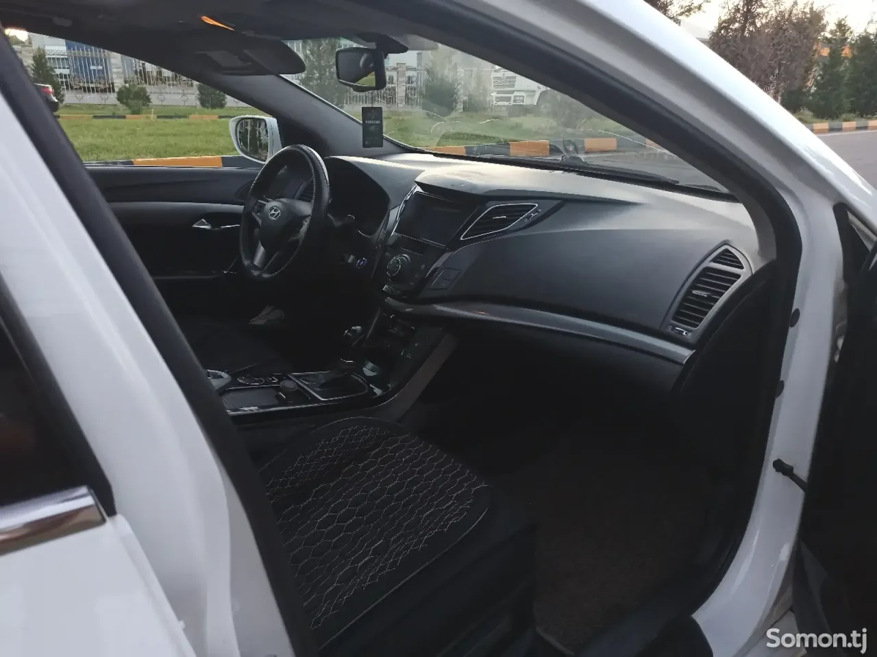 Hyundai i40 2011 · 2.0 AT