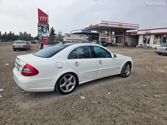 Mercedes-Benz E class 2008 · 3.5 AT