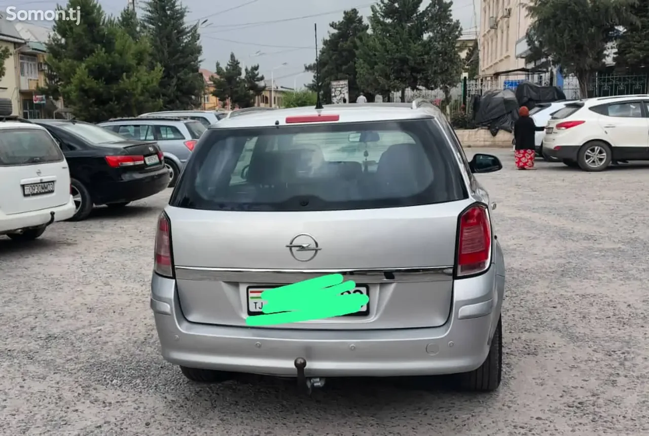 Opel Astra H 2006 · 1.8 MT