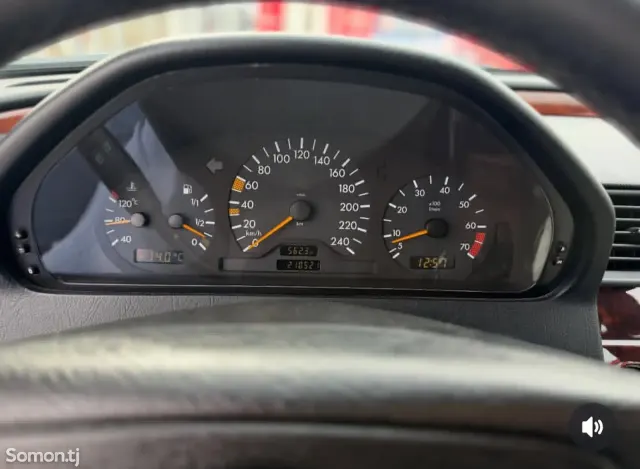 Mercedes-Benz C class 1999 · 2.0 MT