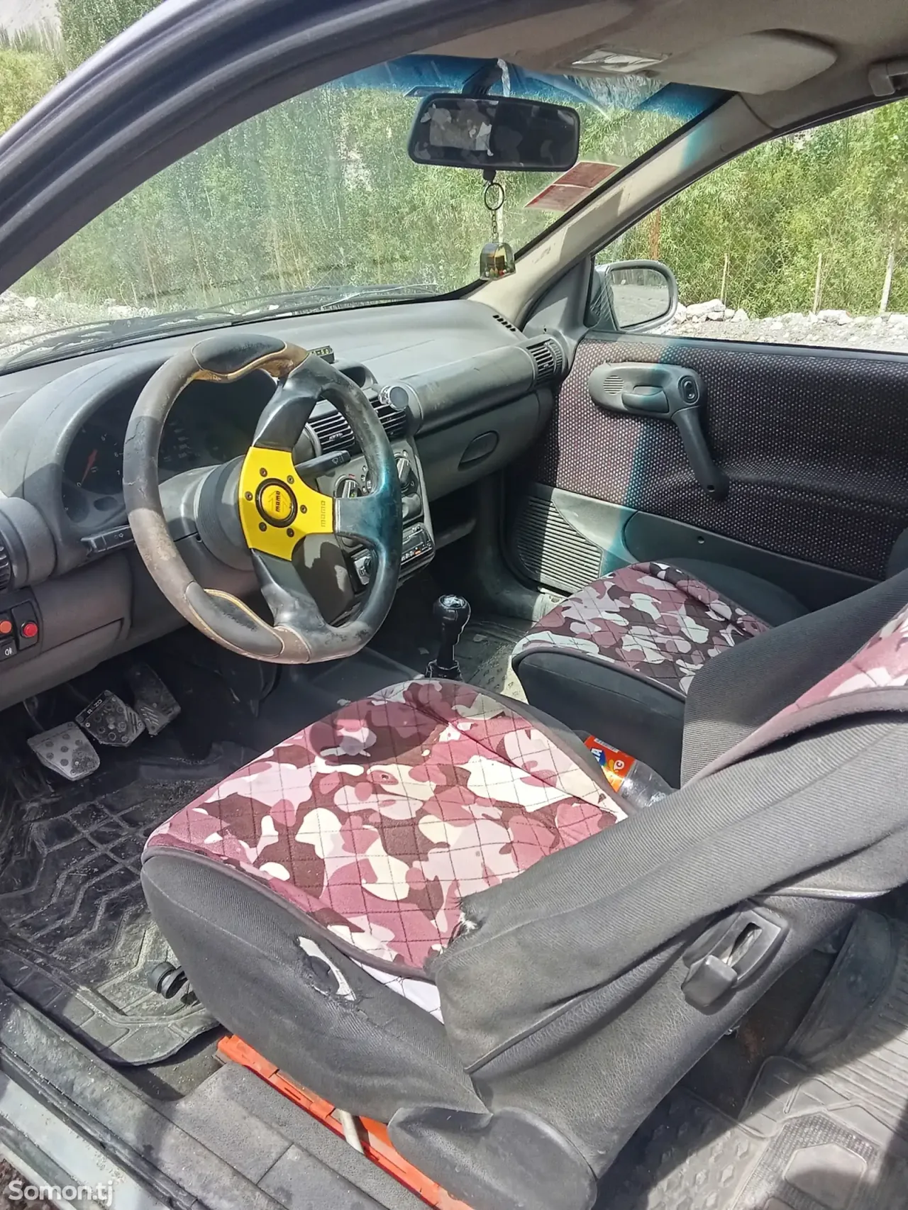 Opel Corsa 1996 · 0.6 MT