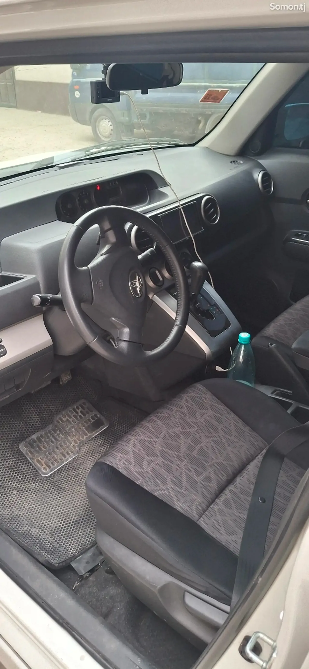 Toyota Rumion 2011 · 1.8 AT