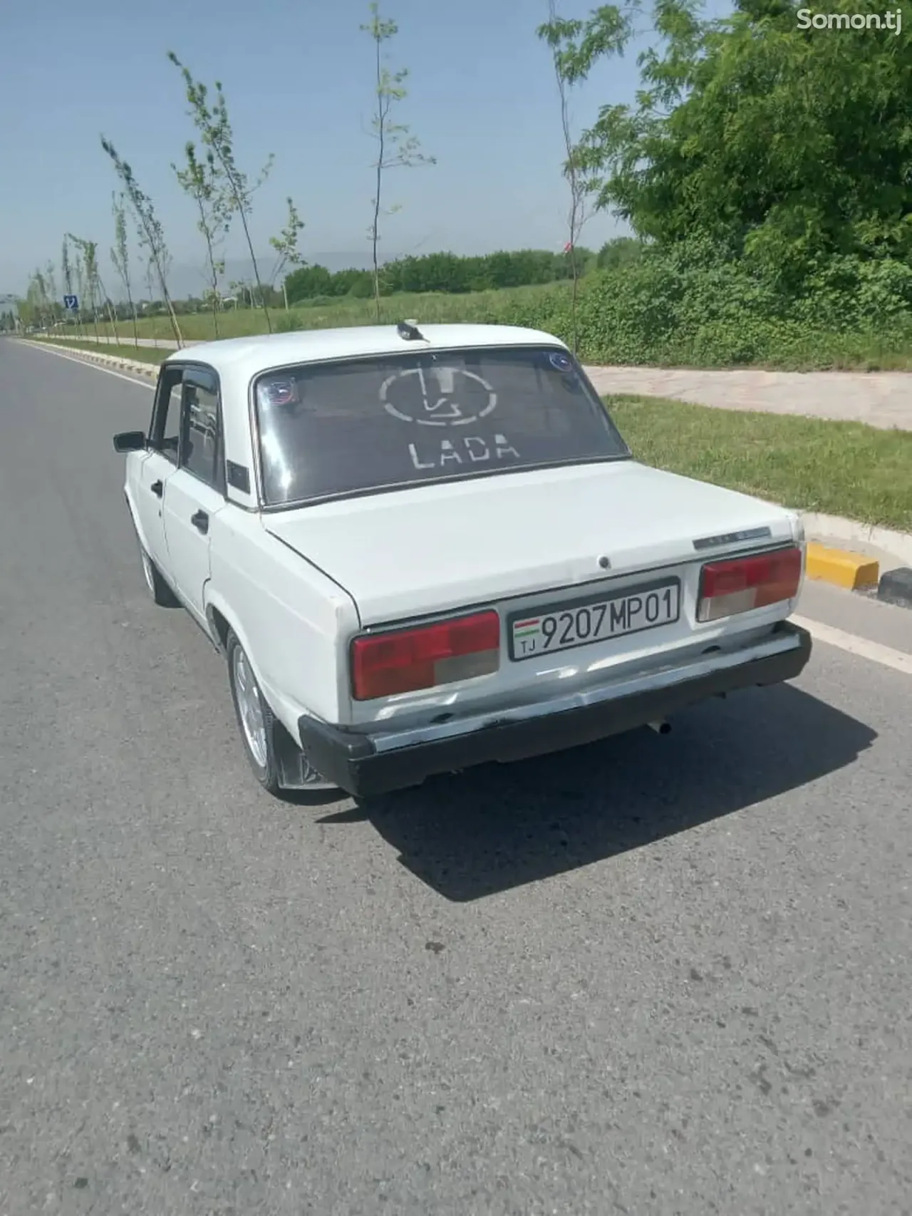 Lada (ВАЗ) 2107 2004 · 1.5 MT