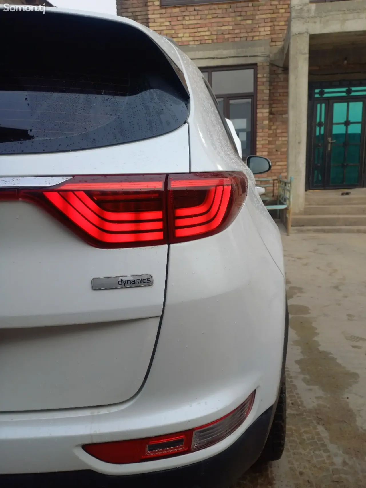 Kia Sportage 2015 · 1.7 AT