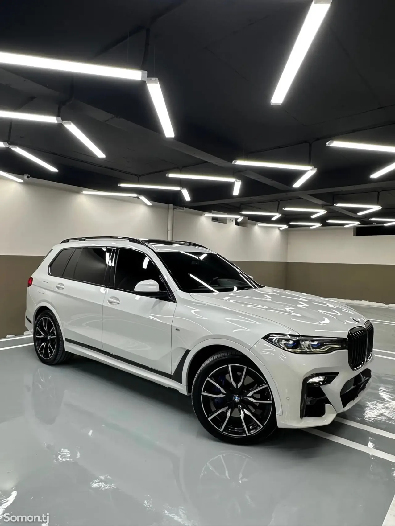 BMW X7 2021 · 4.0 AT