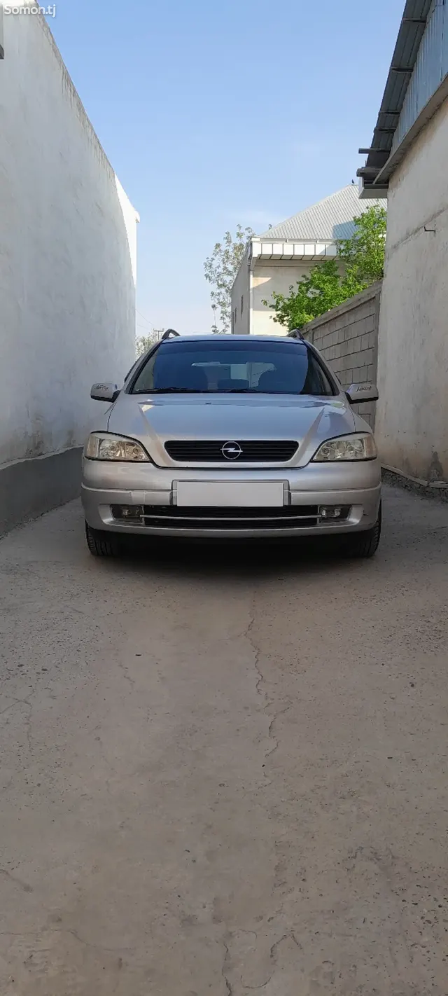 Opel Astra G 1999 · 1.6 AT