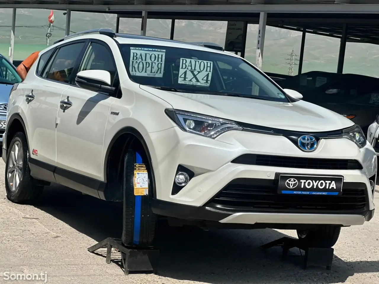 Toyota RAV 4 2017 · 2.5 AT