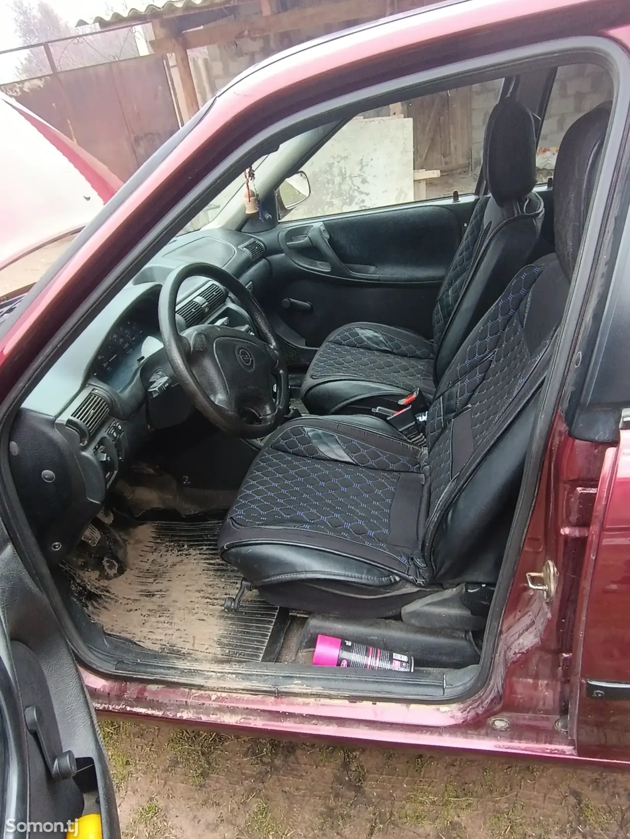 Opel Astra F 1996 · 1.6 MT