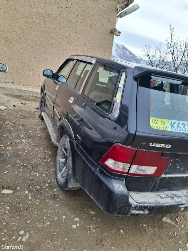Ssang Yong Musso 1999 · 2.2 MT