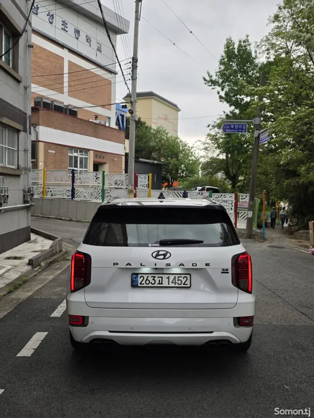 Hyundai Palisade 2019 · 3.8 AT