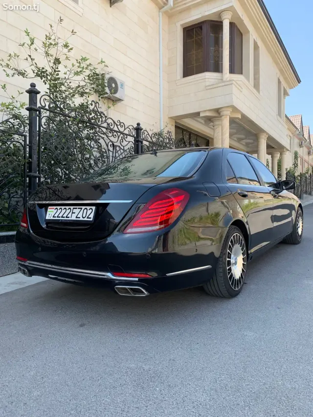 Mercedes-Benz S class 2004 · 5.0 AT