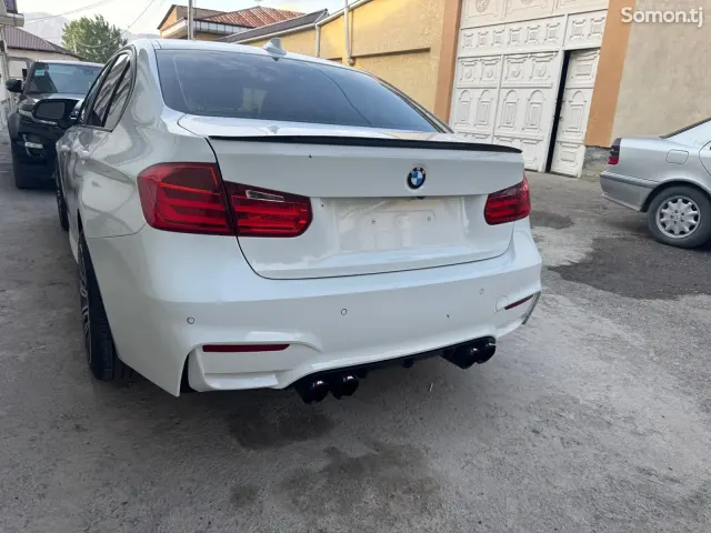 BMW 3 series 2014 · 2.0 AT