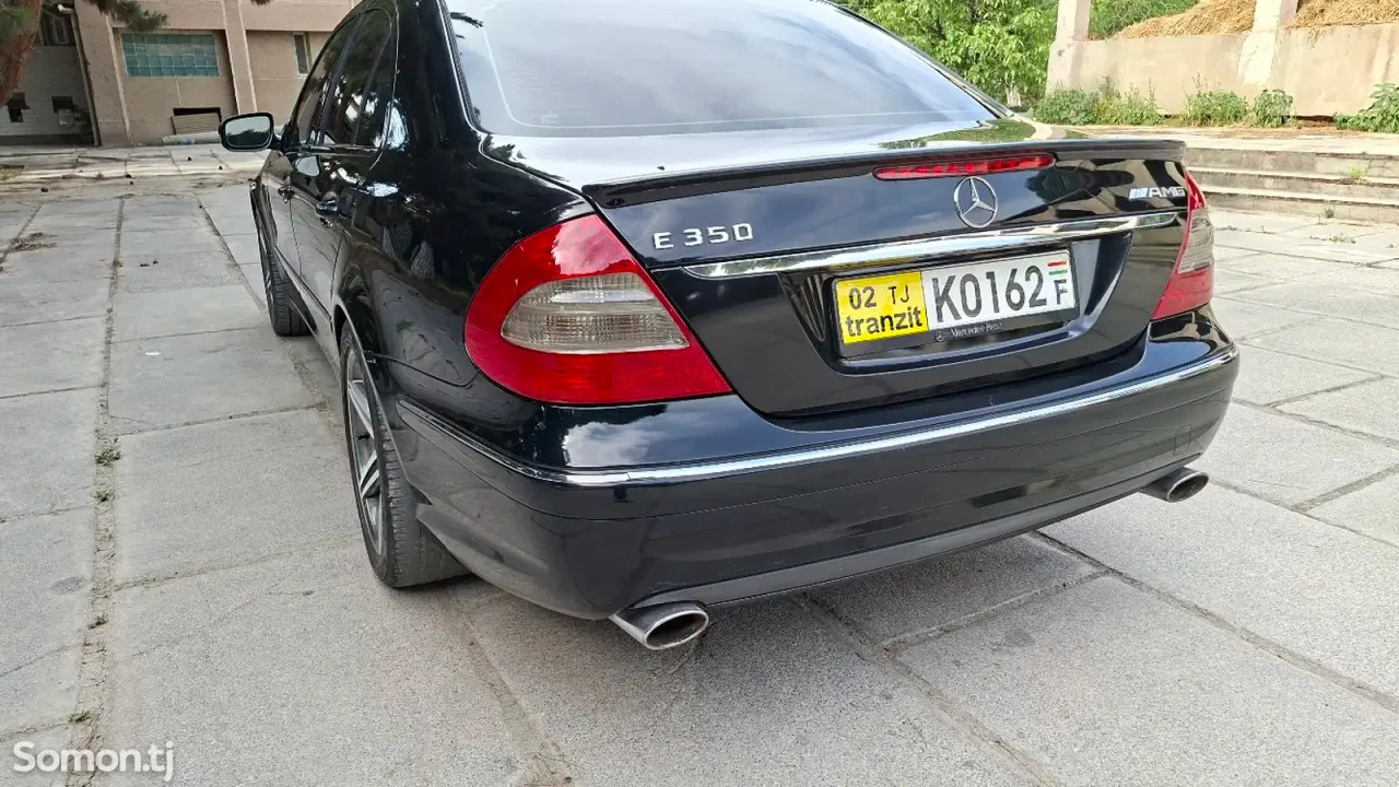Mercedes-Benz E class 2009 · 3.5 AT