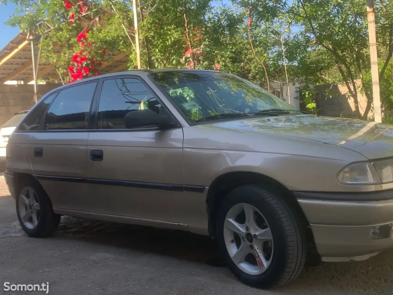 Opel Astra F 1997 · 1.6 MT