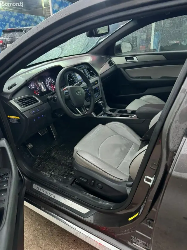 Hyundai Sonata 2014 · 2.0 AT