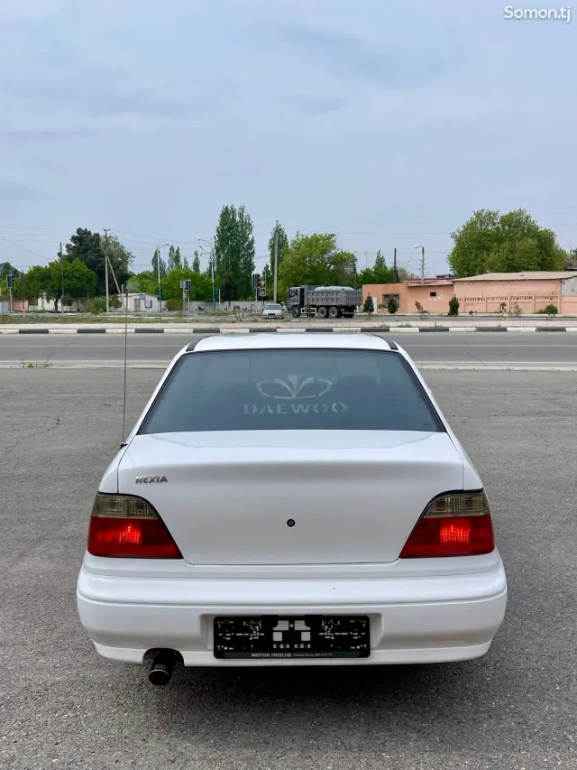 Daewoo Nexia 1996 · 1.6 MT